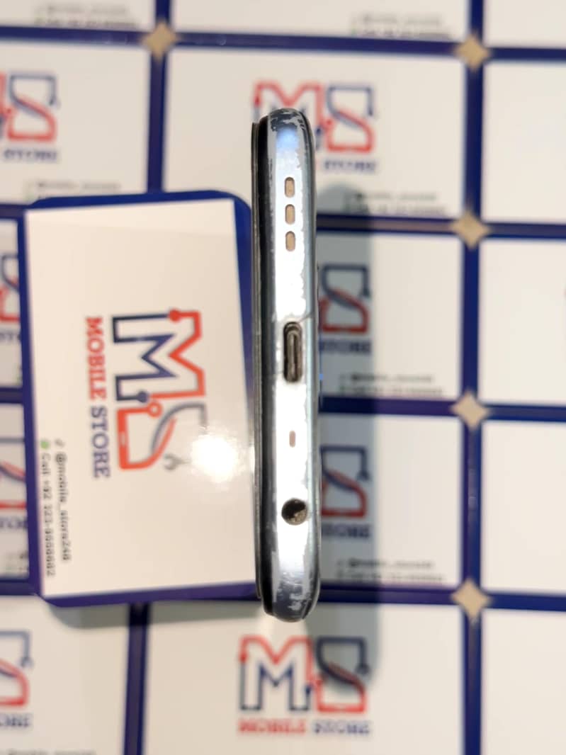 OPPO A54 4