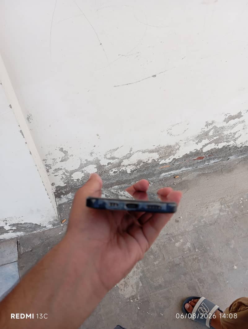 iPhone 15 3