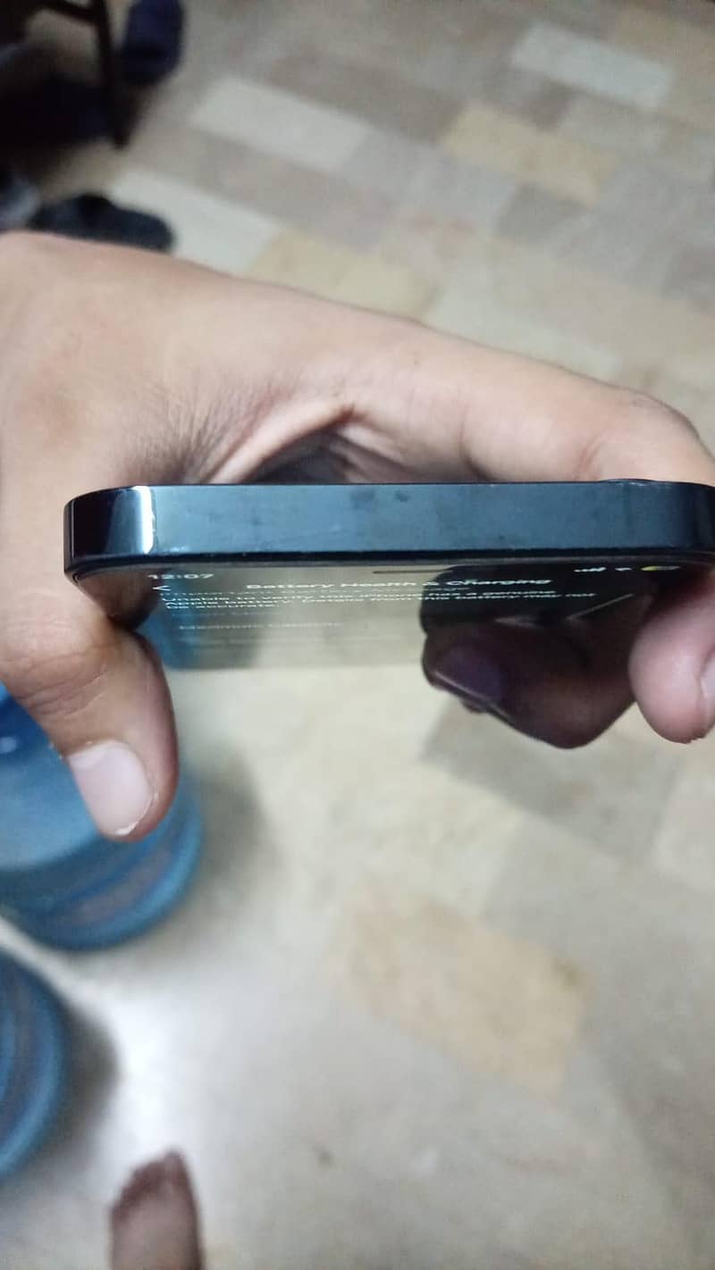Apple iPhone 12 Pro 2