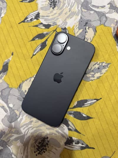 Apple iPhone 16