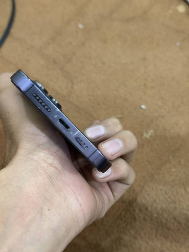 Apple iPhone 14 Pro Max 2
