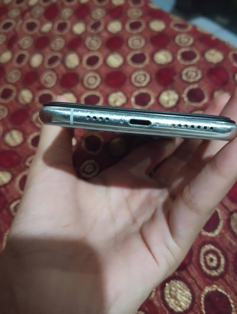 Apple iPhone X 2