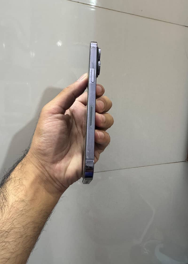 iPhone 14 Pro Max 3