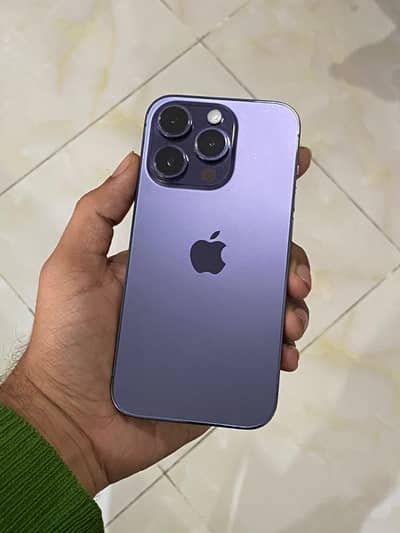 Apple iPhone 14 Pro 256 GB full box call Whatsapp no 03479161720