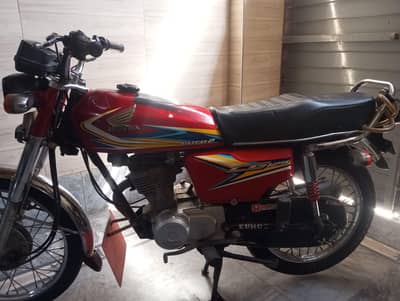 Honda 125 totally genuine