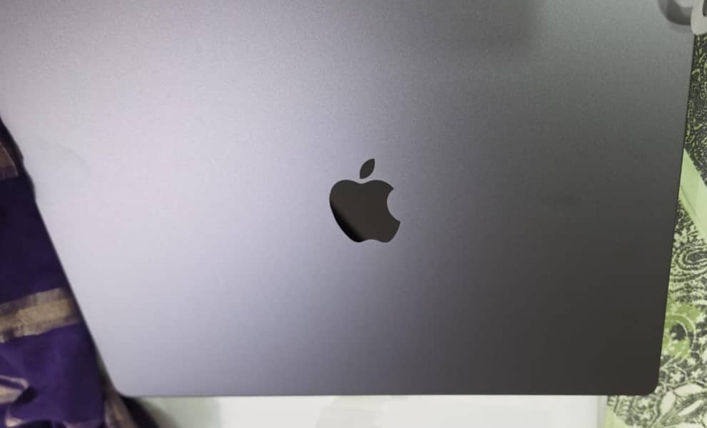 Macbook Pro M5 Pro Chip 0