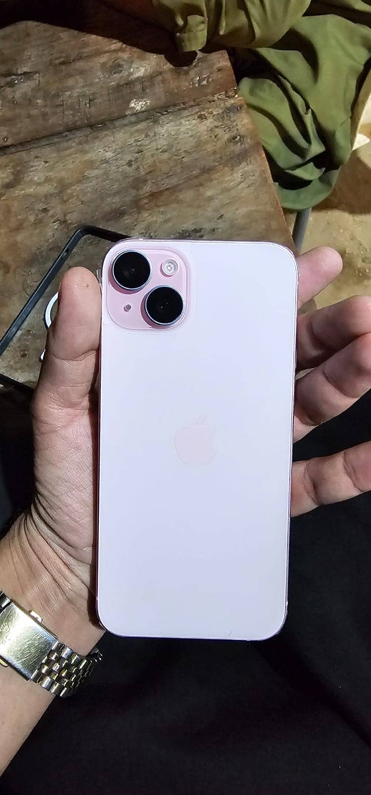 Apple iPhone 15 plus 2