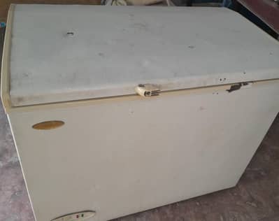 waves Deep freezer