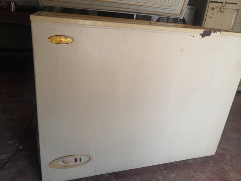 waves Deep freezer 7