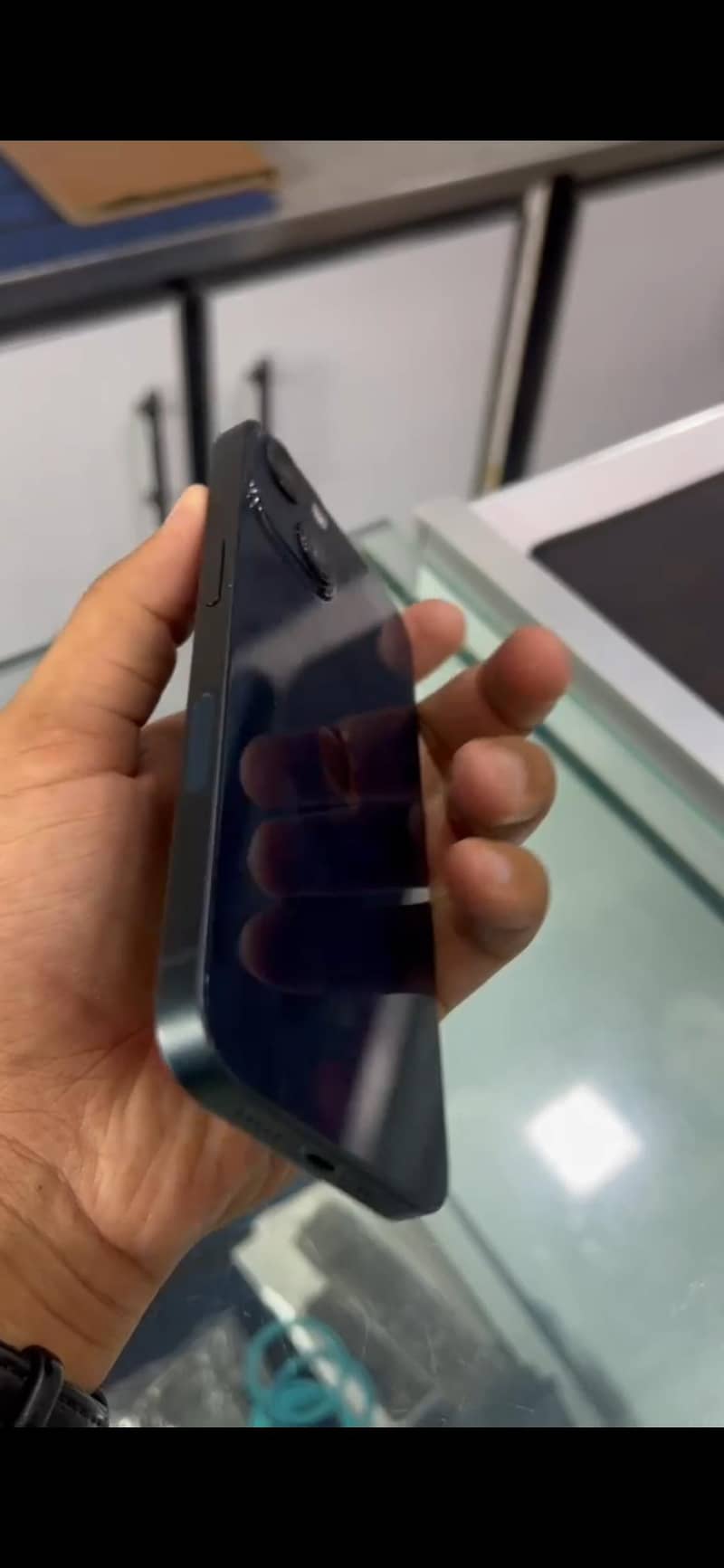 Apple iPhone 13 3