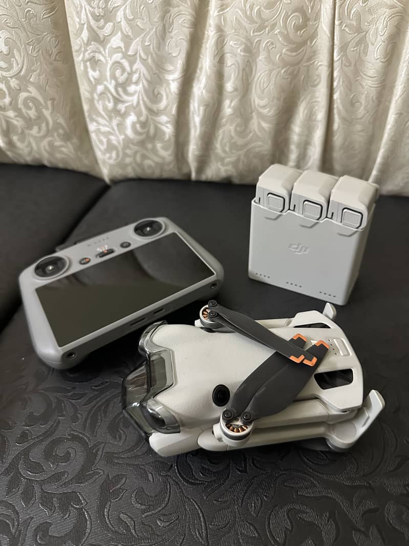 Diji mini 4 pro 4