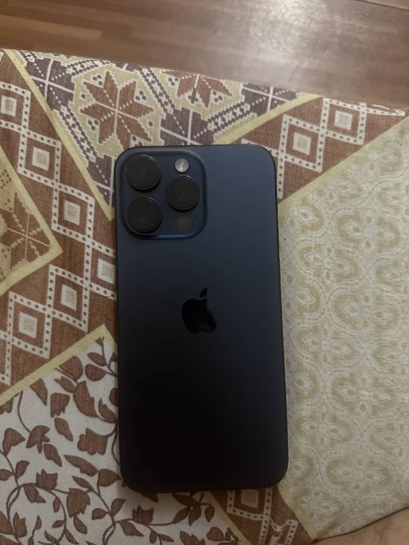 iPhone 15 pro max jv 0