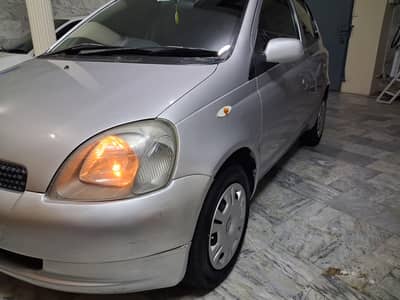 Toyota Vitz 1999