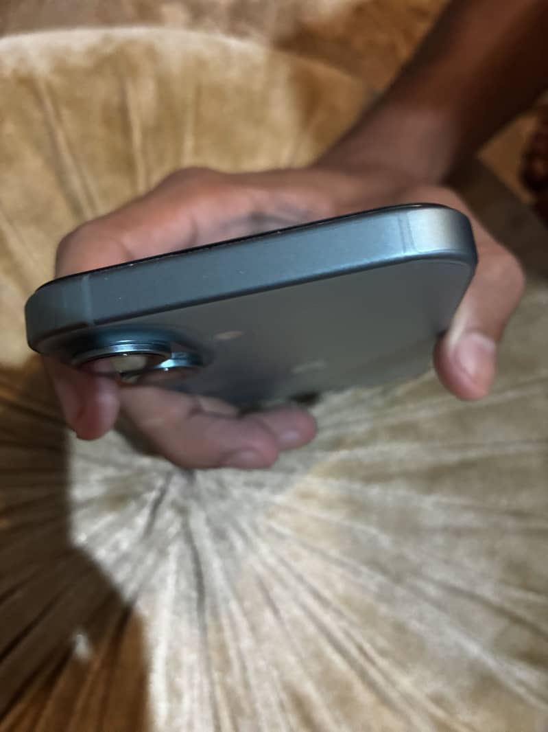 Apple iPhone 16 jv 3