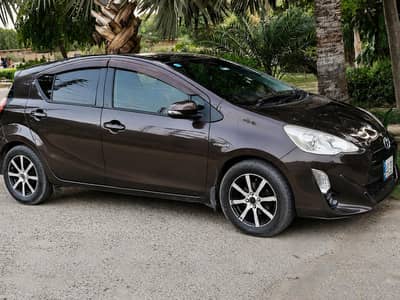 Toyota Aqua 2015 Model G package 2018 registered