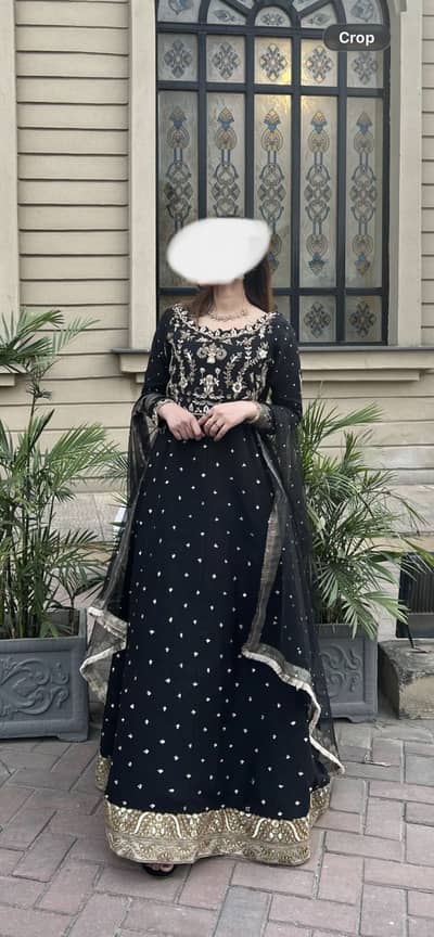 Black lehnga with out pouch