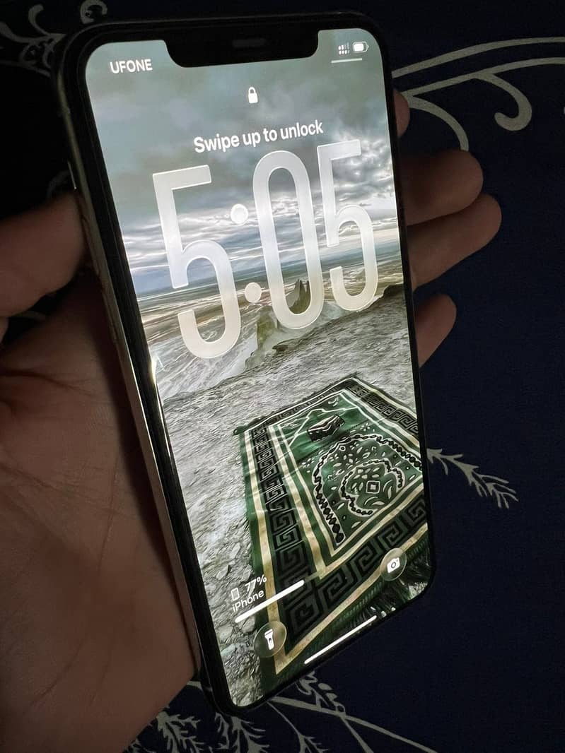 Apple iPhone 11 Pro Max 7