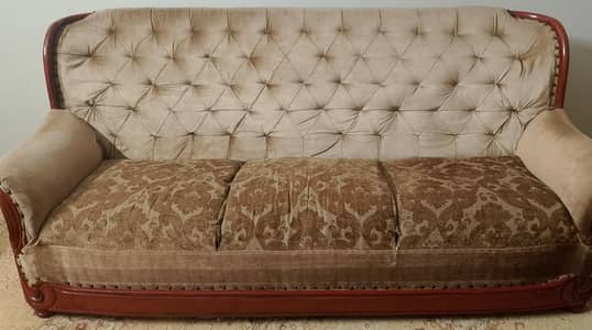 Used Sofa in Reasonable Price
