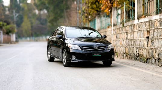 Toyota Corolla GLI 2013 Total Genuine