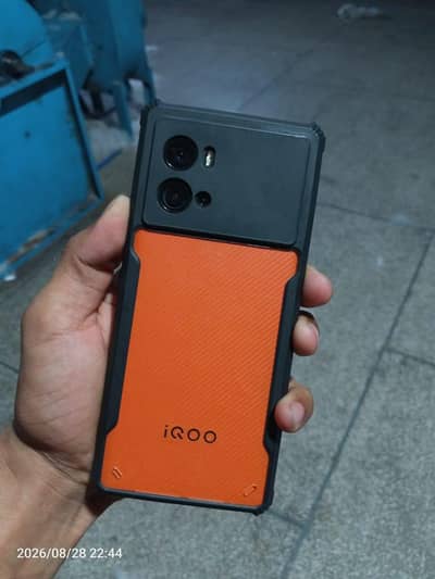 VivO IQOO9PRO 5G Monster Gaming andCamera. phone just. exchange