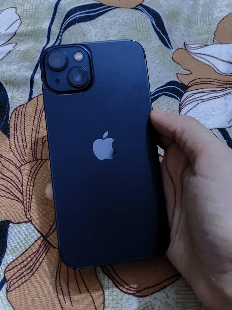 Apple iPhone 13 2