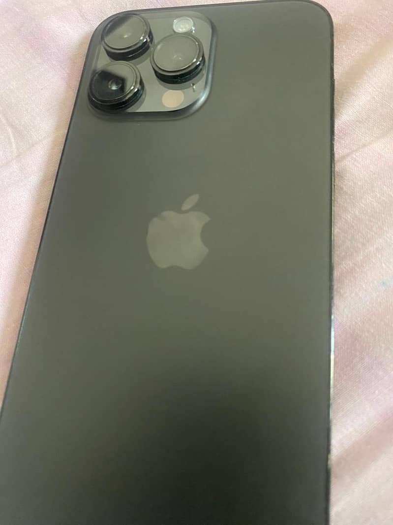 Apple iPhone 14 Pro Max 4