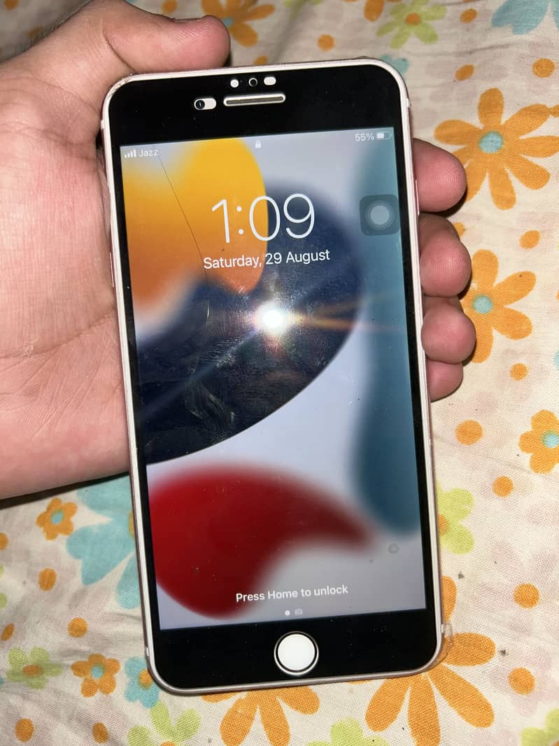 Apple iPhone 7 Plus 2