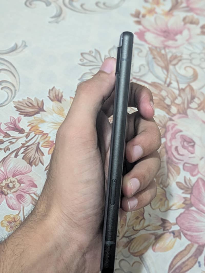 Google Pixel 6a 4