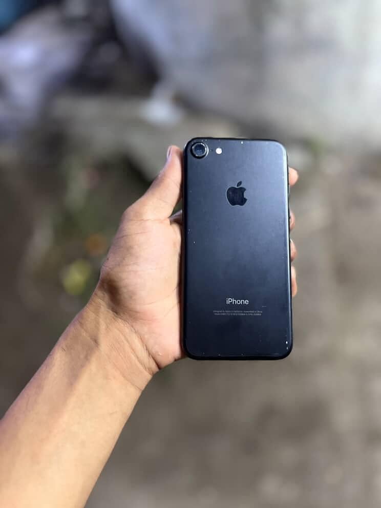 Apple iPhone 7 5