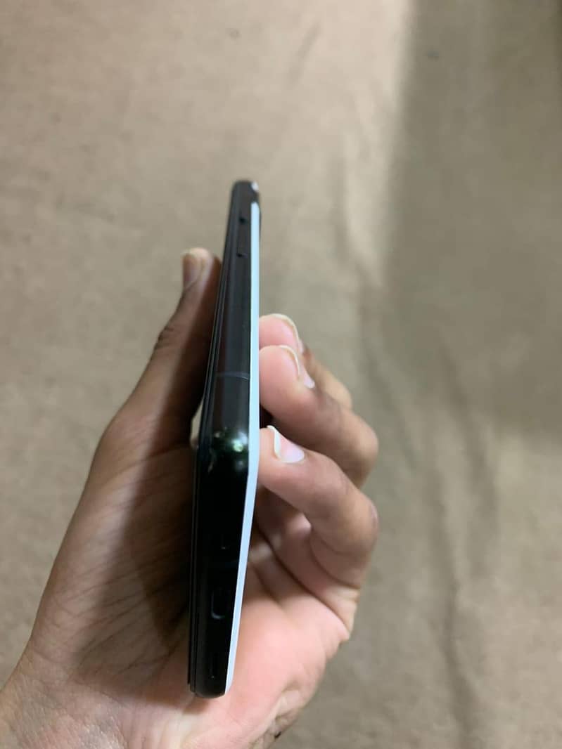 Google Pixel 6a 4