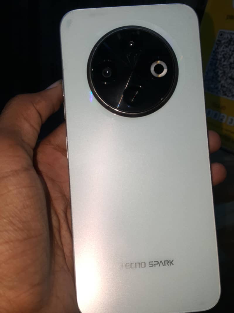 Tecno SPARK 30C 1