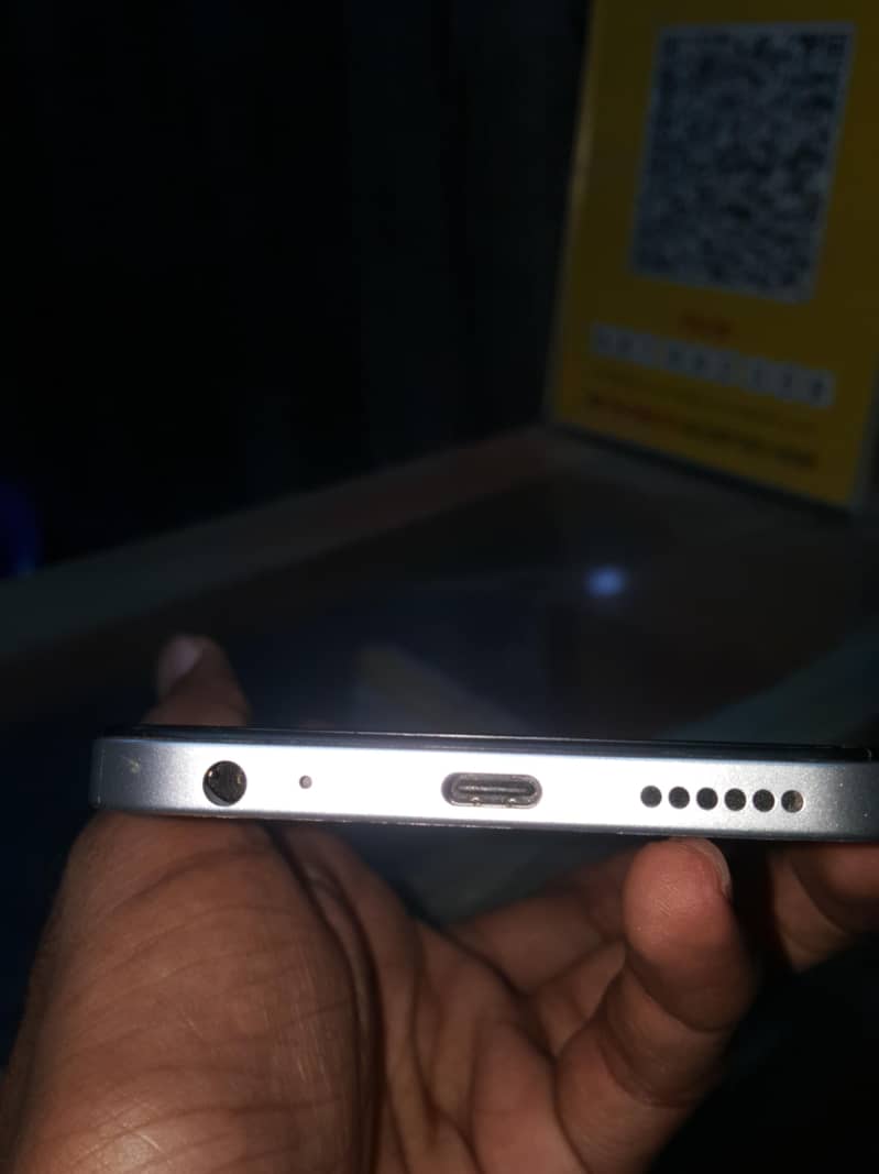 Tecno SPARK 30C 3