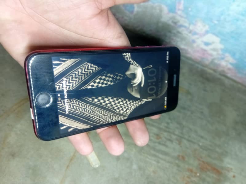 Apple iPhone SE 7
