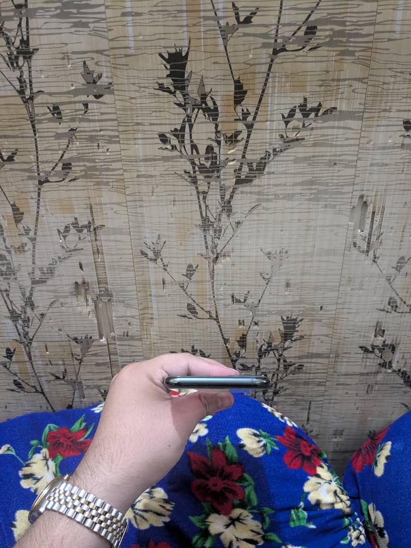 Apple iPhone 11 Pro Max 3