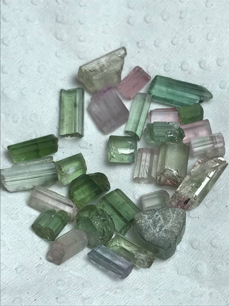 Rough tourmaline 0