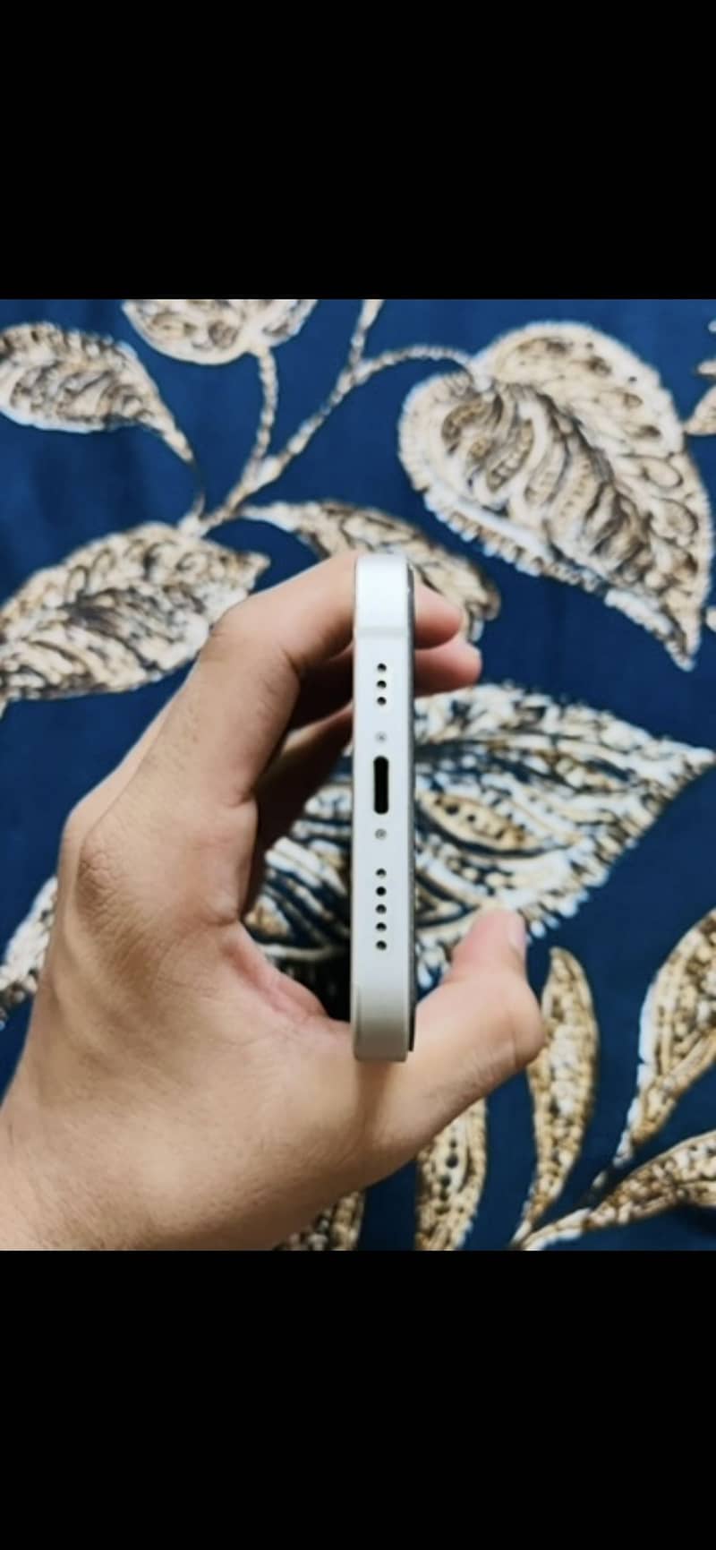 Apple iPhone 12 6
