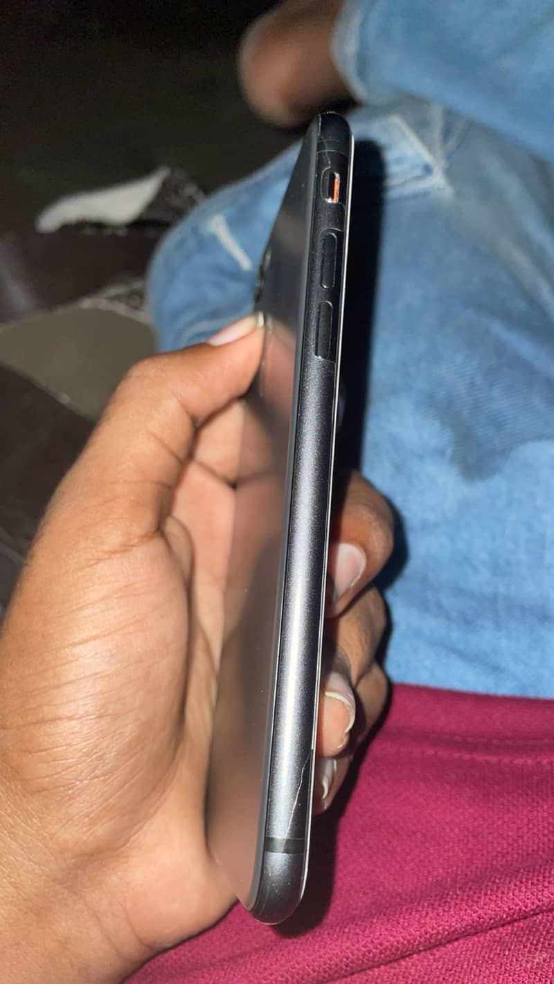 Apple iPhone 8 Plus 5