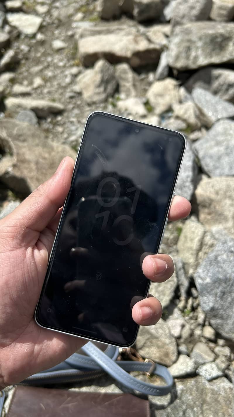 Google Pixel 8 1