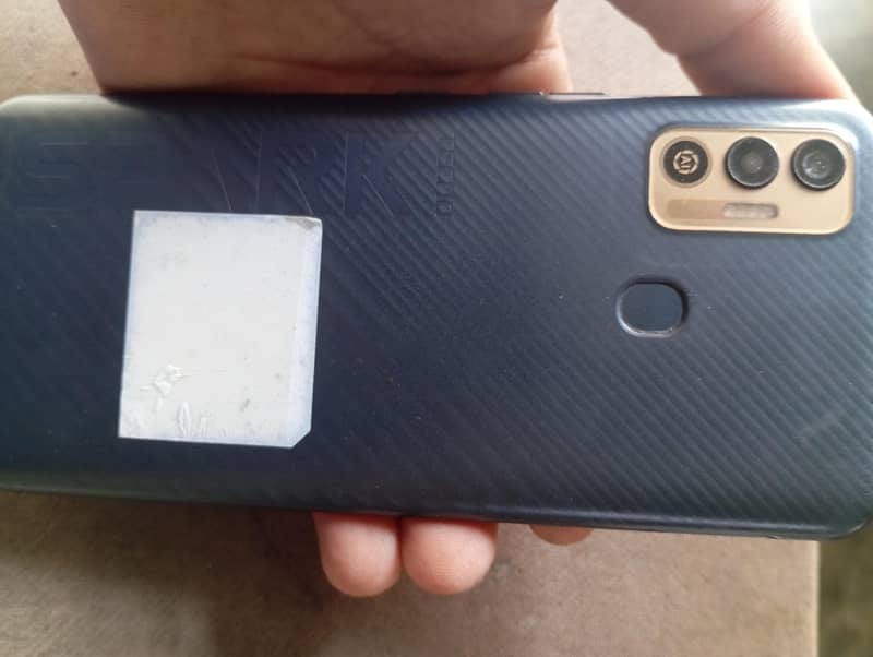 Tecno Spark 7T 1