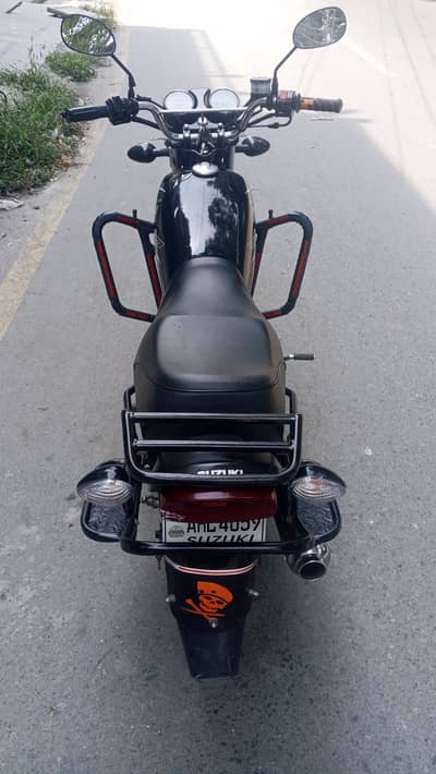 sazuki gs 150 se 21/22 model urgent sale