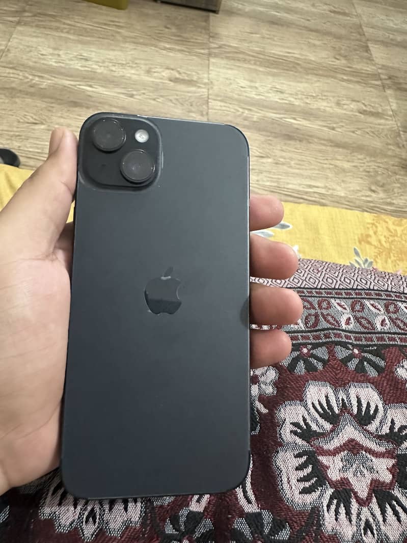Apple iPhone 15 plus 3