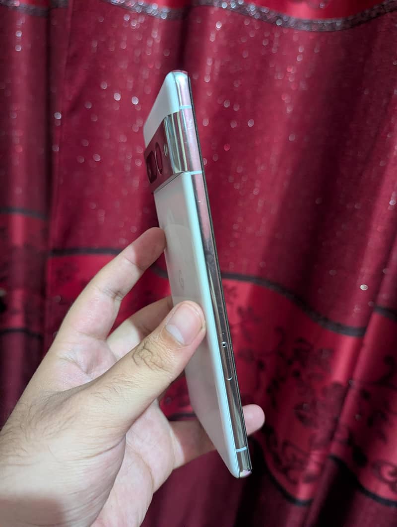 Google Pixel 7 Pro 4