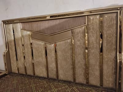 bed side table and showcase
