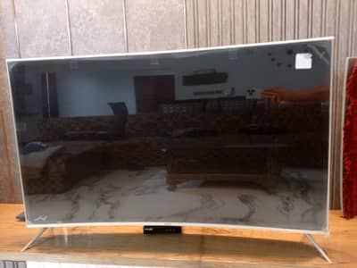 Haier LE55Q6500U Curved LED TV