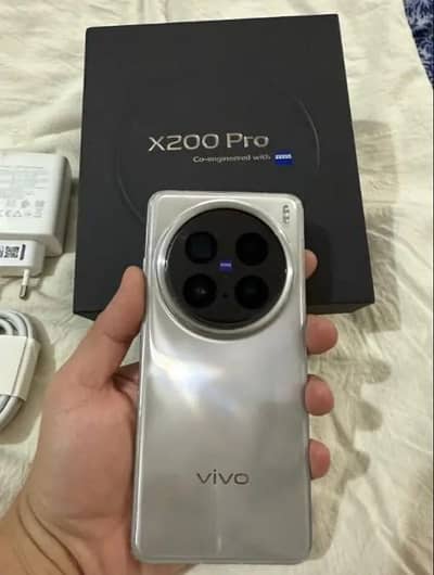 Vivo x200 Pro mobile 16/512/gb new condition warranty mein