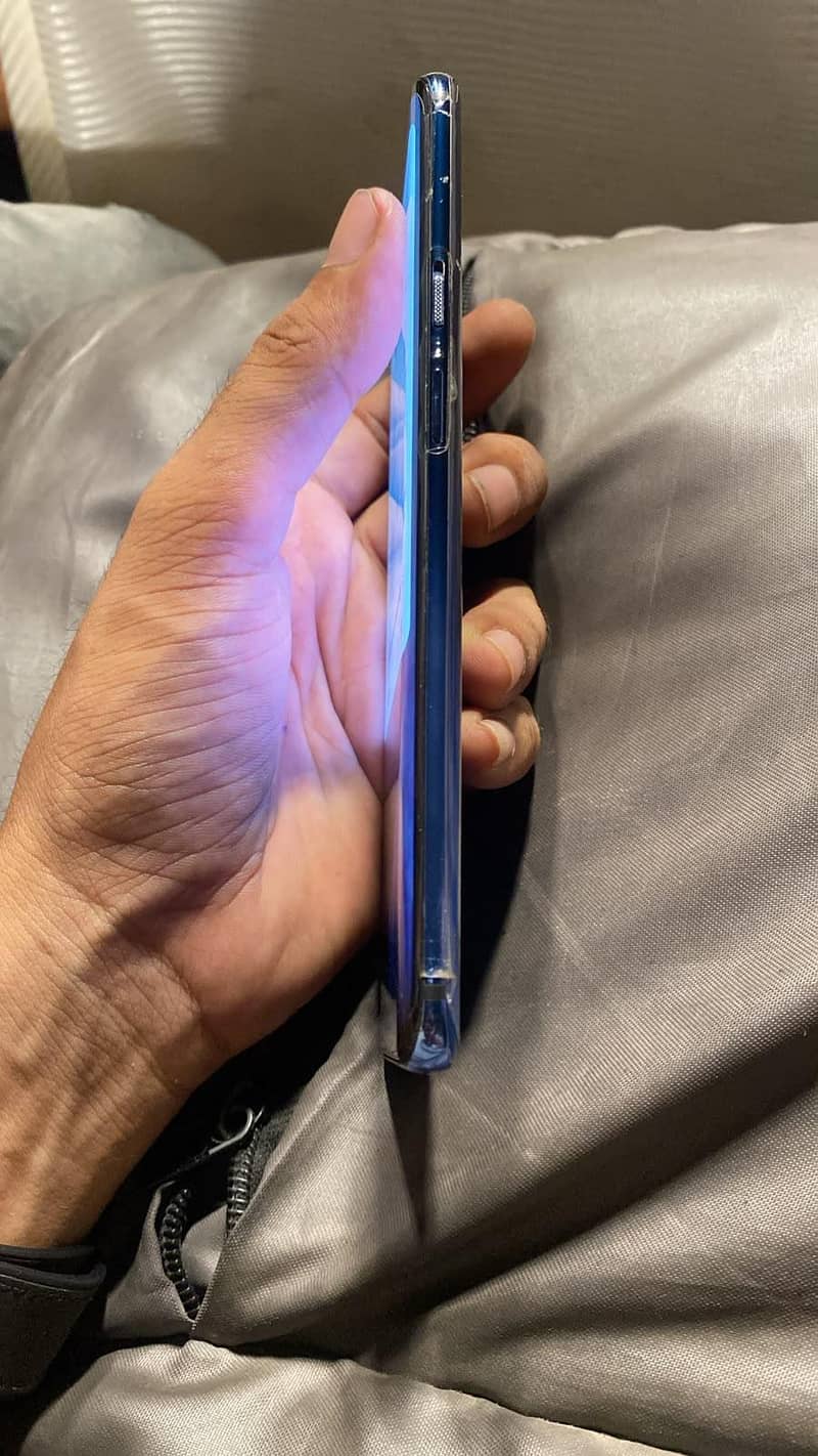 One Plus 7 Pro 4