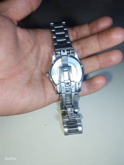 St. Crown Quartz watch