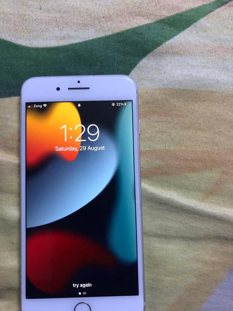Apple iPhone 7 Plus 6