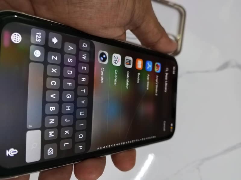 Apple iPhone 11 6