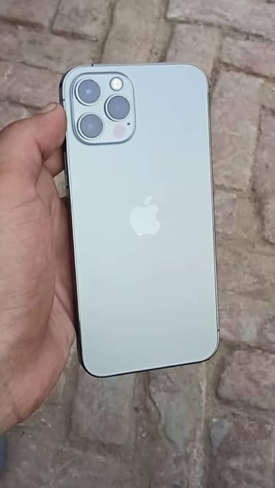 Apple iPhone 12 Pro